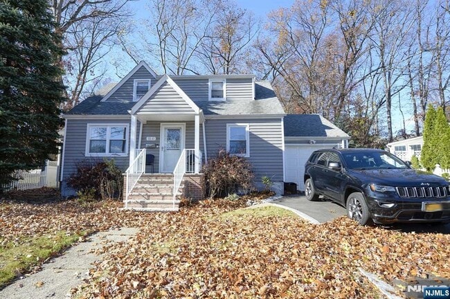 Building Photo - 38-41 Taylor