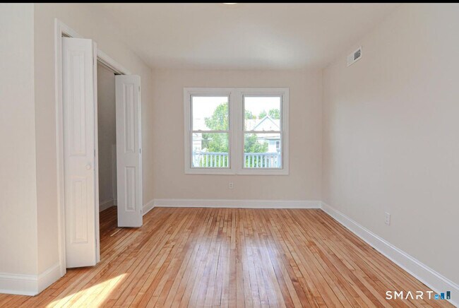 Building Photo - 453 Central Ave