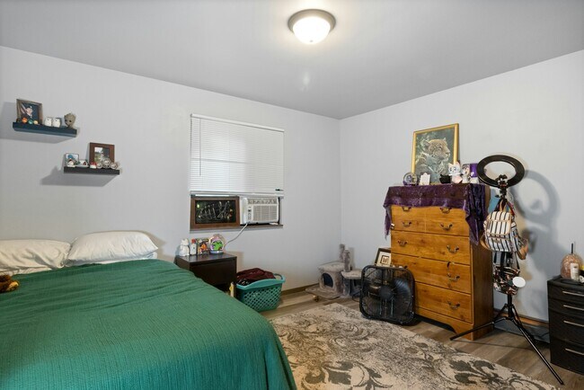 Building Photo - 271 Shannon Ct