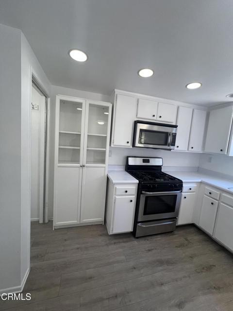 Building Photo - 2181 Euclid Ave