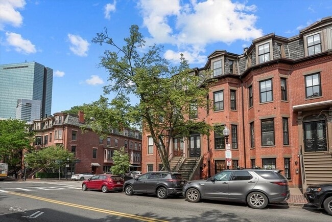 Building Photo - 71 Dartmouth St