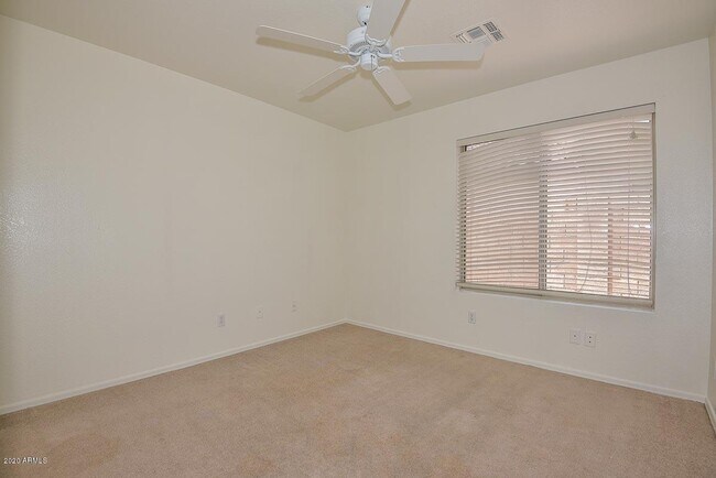 Building Photo - 7472 W Potter Dr