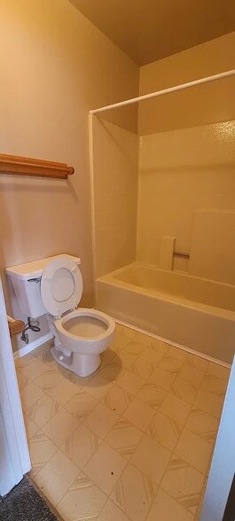 Building Photo - 44544 15th St E