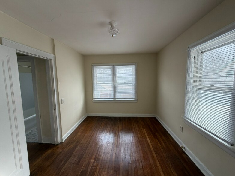 Building Photo - 1320 Broad Blvd