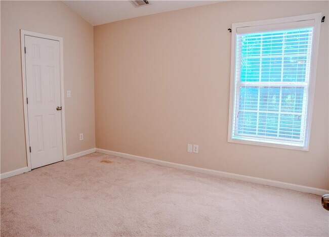 Building Photo - 69 Serenity Point