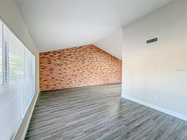 Building Photo - 1631 Monterey Ln