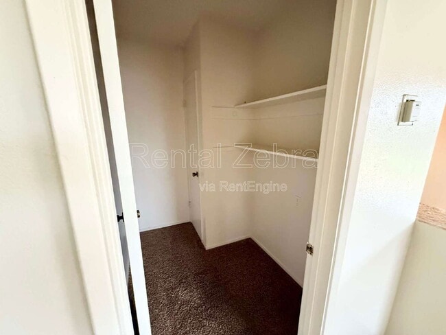 Building Photo - 1248 W 19th St