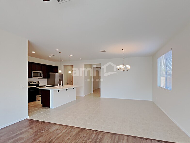 Building Photo - 18423 W Getty Dr