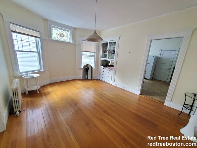 Building Photo - 98 Westbourne Terrace