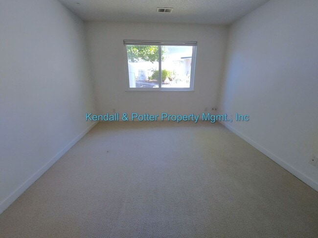 Building Photo - 4230 Topsail Ct