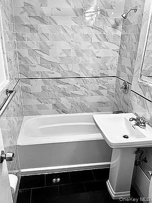 Building Photo - 1725 Edison Ave