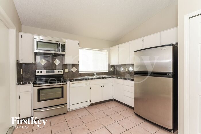 Building Photo - 8858 Parliament Ct