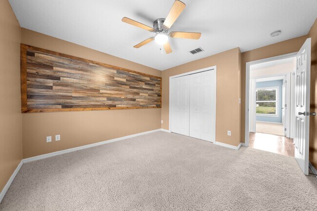 Building Photo - Charming 3 Bedroom 2 Bath Home - Sawgrass ...