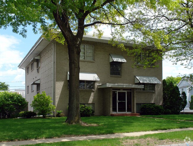 Primary Photo - 4020 Stannard Dr