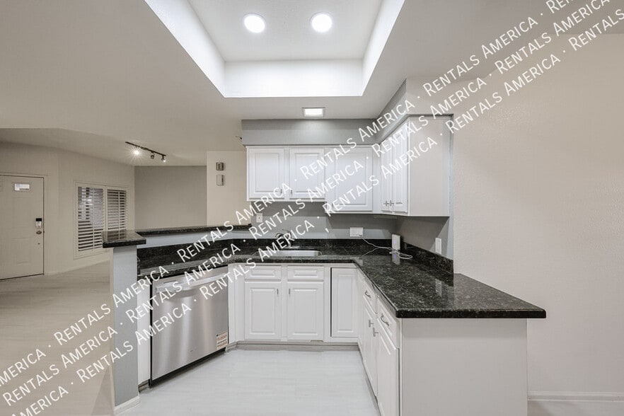 Building Photo - 101 N 7th St