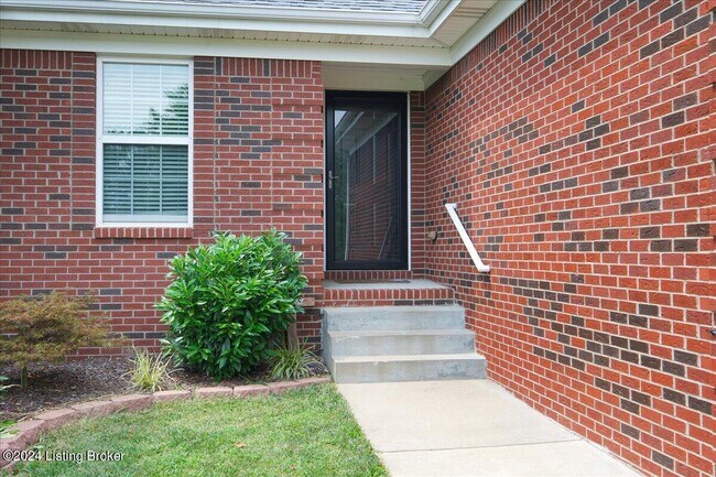 Building Photo - 2014 Cherrywood Dr