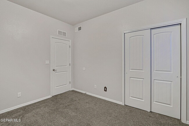 Building Photo - 14928 Harry Flournoy Ave