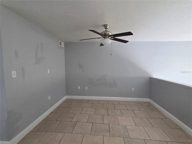 Building Photo - 4001 Woodfern Dr