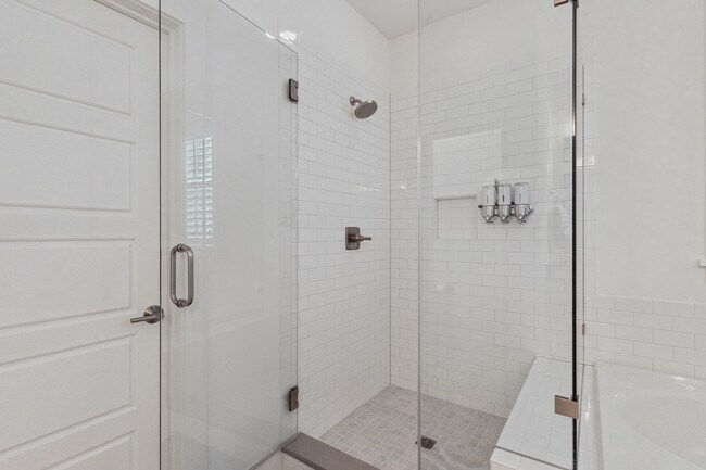 Building Photo - 1470 Mizzen Alley