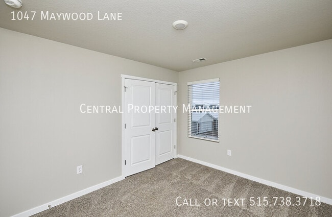 Building Photo - 1047 Maywood Ln