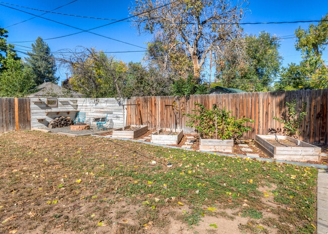 Building Photo - 4319 S Logan St