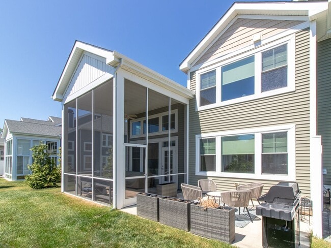 Building Photo - Unfurnished Year-Round Rental: 4BR End-Unit Townhome in Governors Near Downtown Lewes & Bike Trail