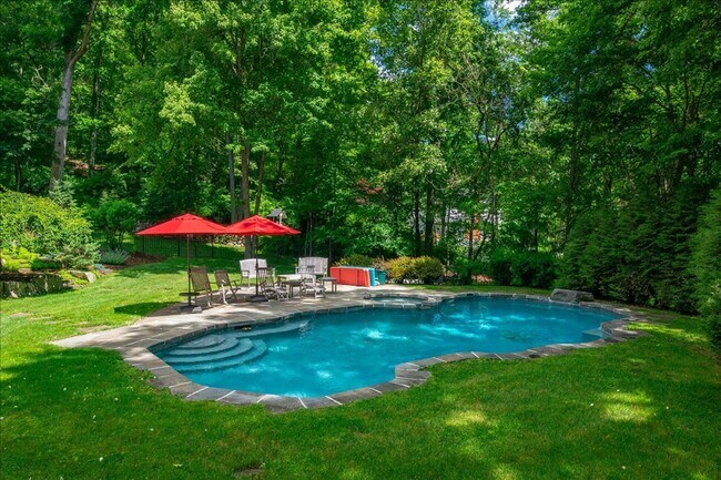 Building Photo - Private Pool, Fireplace & Endless Charm — Cross River, NY