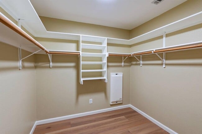 Building Photo - 14609 Ballycastle Trail