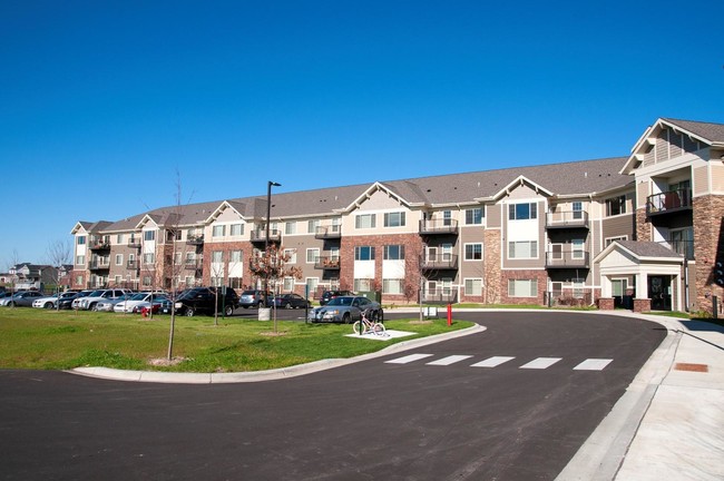 Building Photo - Carver Crossing