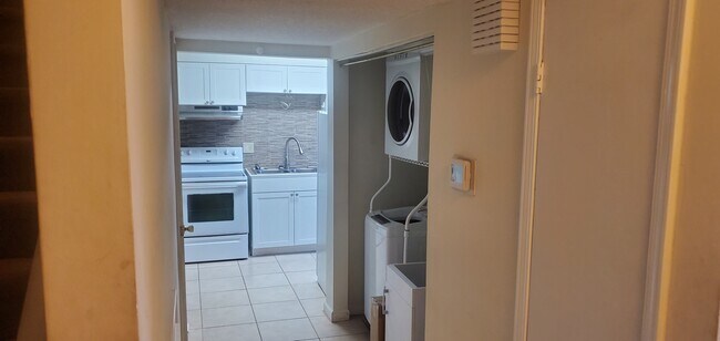 WASHER AND DRYER - 305 Creek Dr