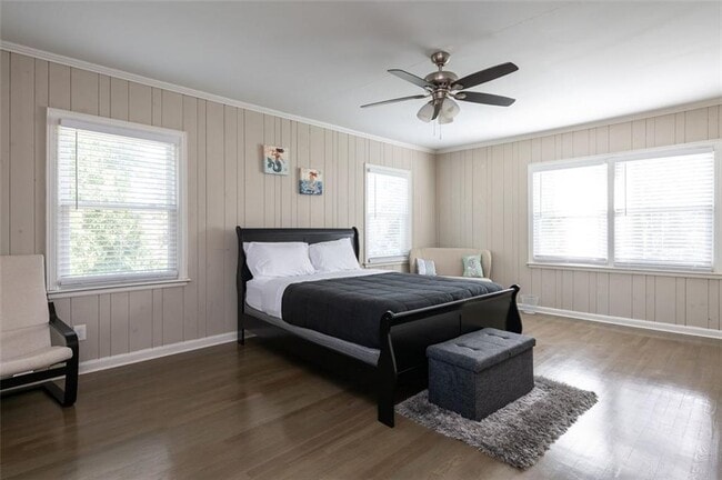 Building Photo - 2551 Headland Dr