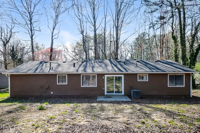 Building Photo - 2464 Hewatt Rd