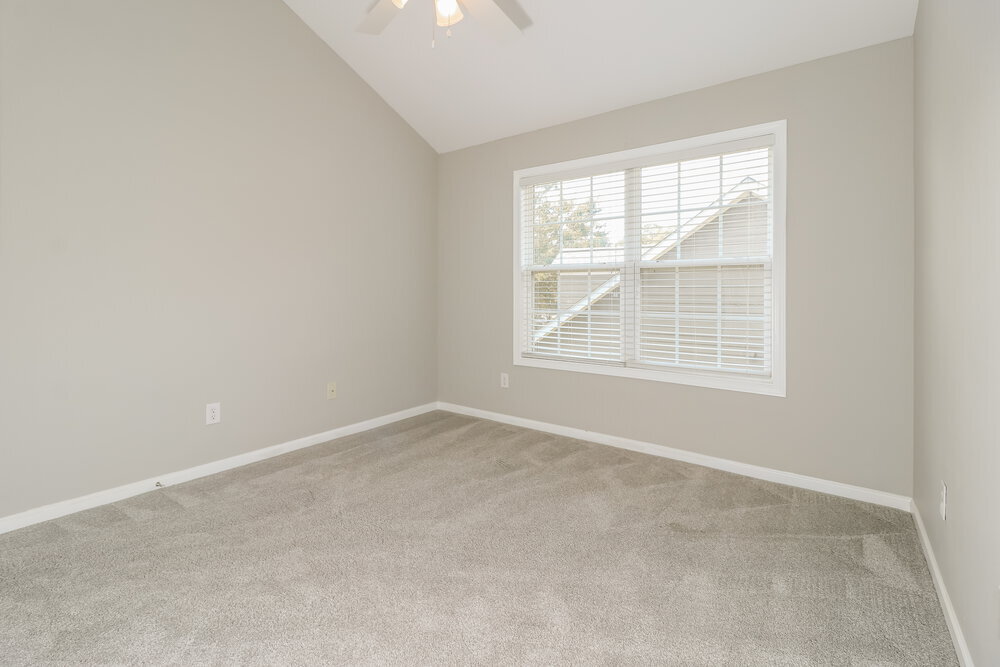 Building Photo - 6682 Silk Tree Pointe