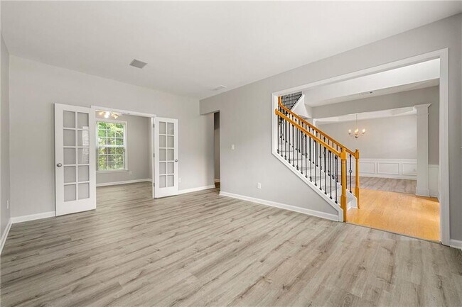 Building Photo - 28 Crystal Downs Way NE
