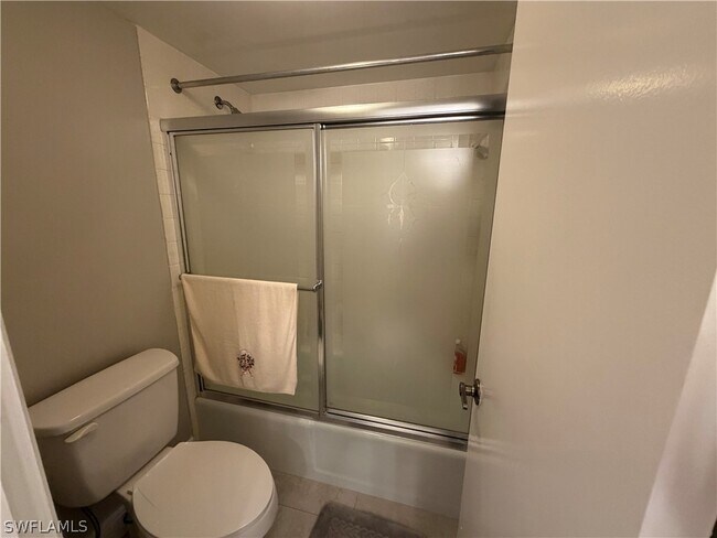 Building Photo - 1085 Forest Lakes Dr