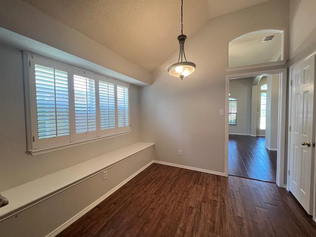 Building Photo - 2043 Wimbledon Dr