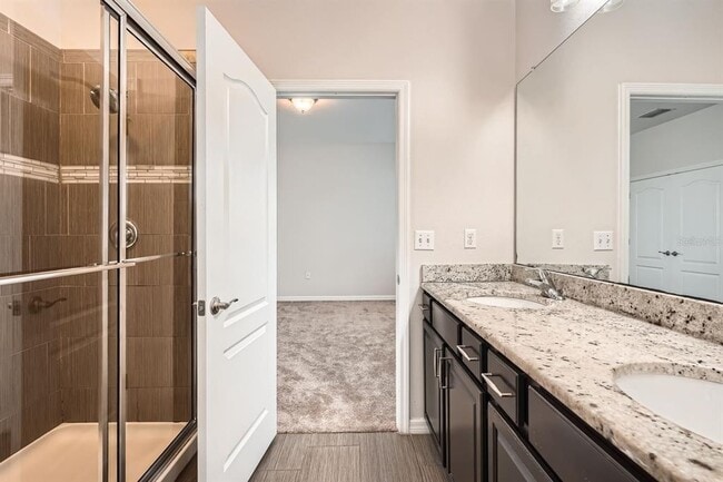 Building Photo - 7001 Interbay Blvd