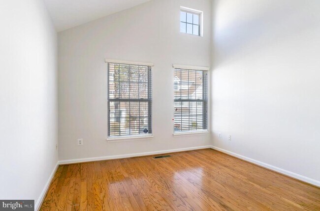 Building Photo - 6607 NETTIES Ln