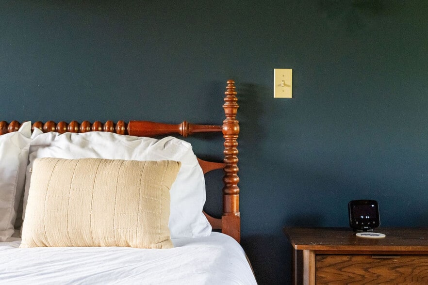 Building Photo - 444 John Rice Rd