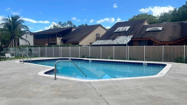 Building Photo - 11460 SW 73rd St