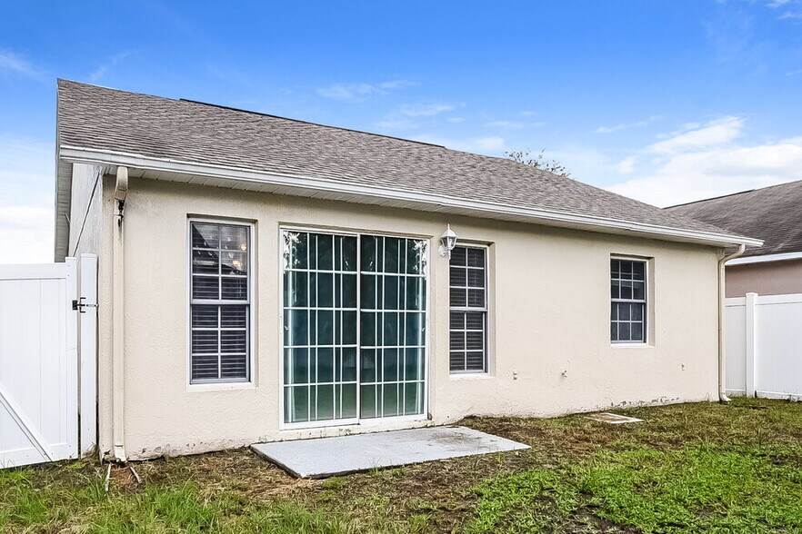 Building Photo - 2459 Parsons Pond Cir