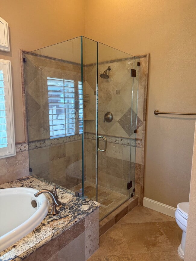 Building Photo - Beautiful 4 Bedroom, 3 Bathroom Pleasanton Home with 3-Car Garage & Large Backyard