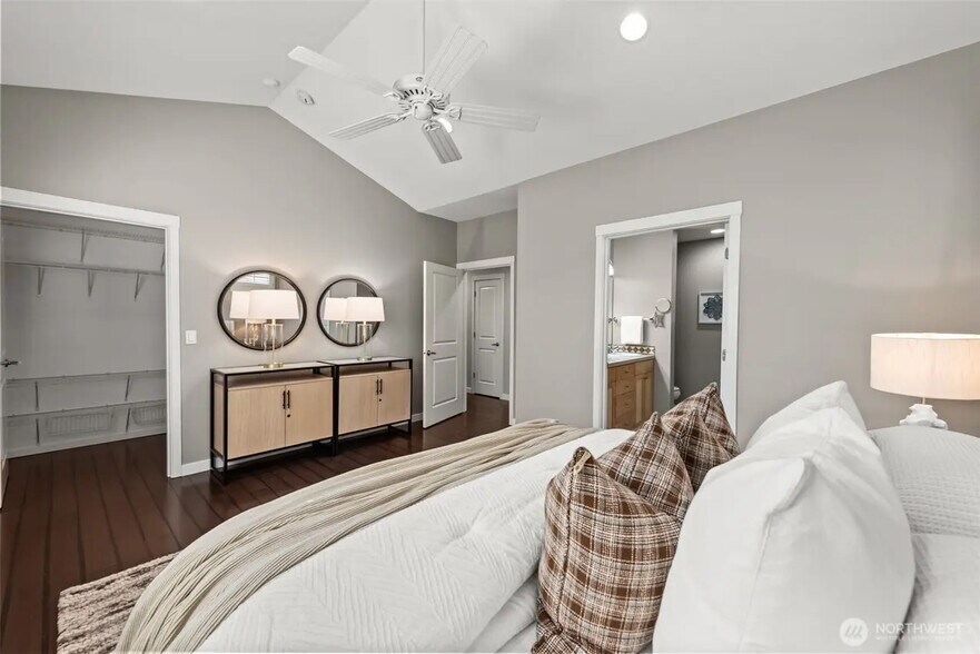 Building Photo - 12223 NE 109th Way