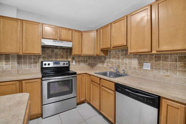 Building Photo - 5260 NW 2nd Ave