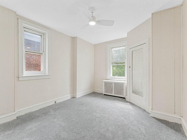 Building Photo - 6558 Limekiln Pike
