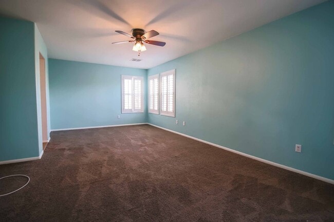 Building Photo - Southern Highlands Beauty with Expansive Loft & Designer Upgrades!