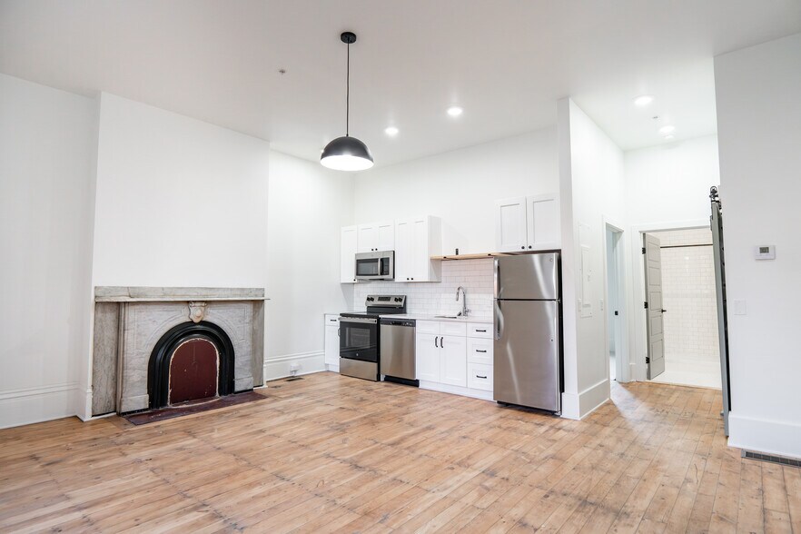Building Photo - 4402 Butler St
