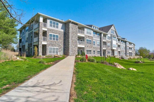 newly built in 2018 - 260 N Scott Blvd