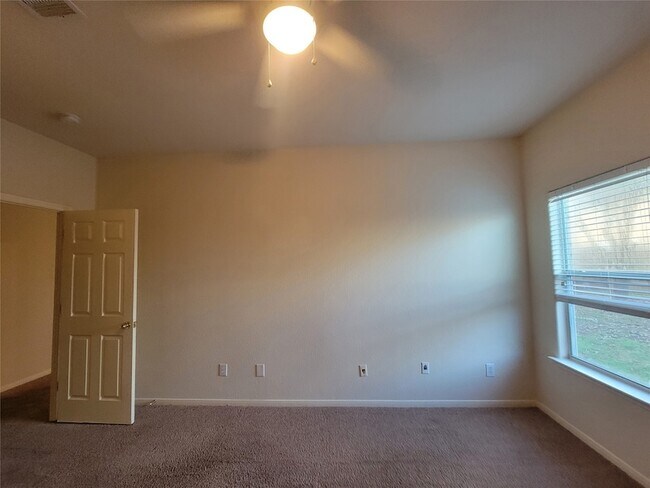 Building Photo - 2719 Indigo Stone Ln