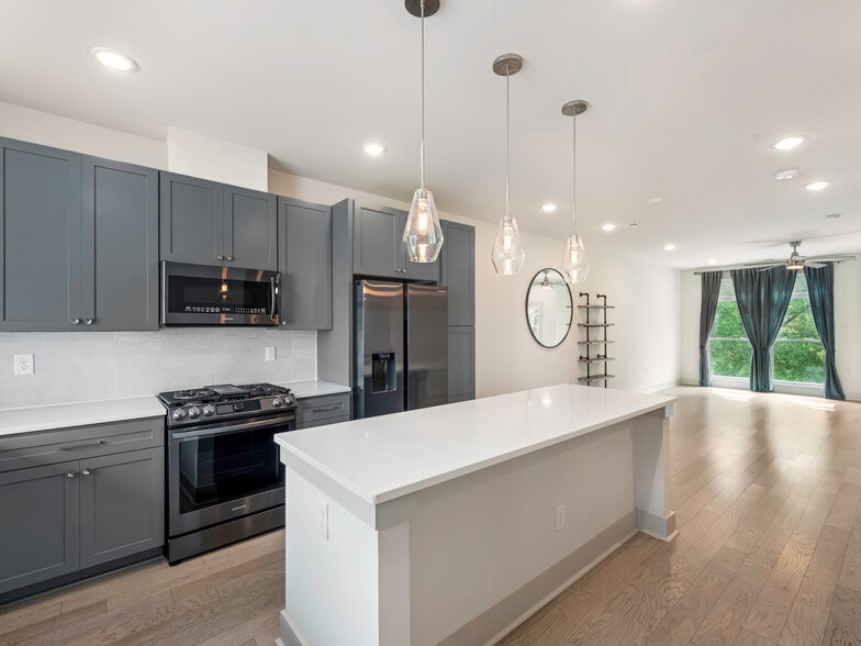 Kitchen - 2349 Wesley Village Rd